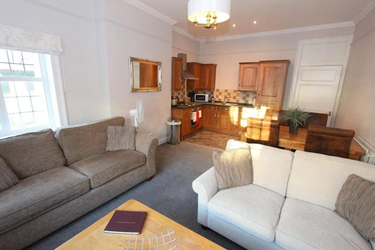 Character Apartment With Views Over City Centre & The Historic Rows Chester Exterior photo